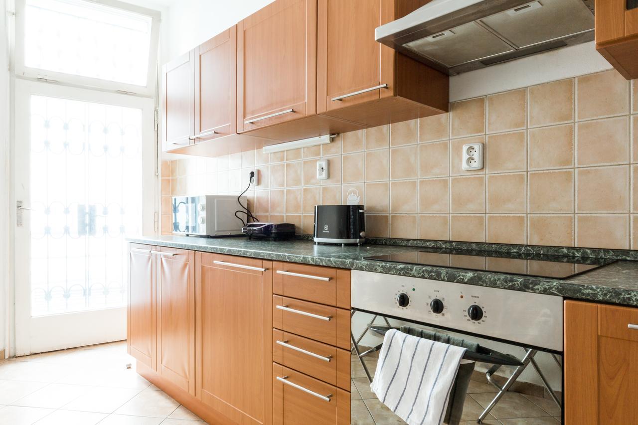 Beautiful City Center Apartments Prag Exteriör bild