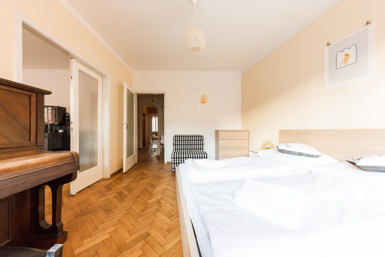 Beautiful City Center Apartments Prag Exteriör bild