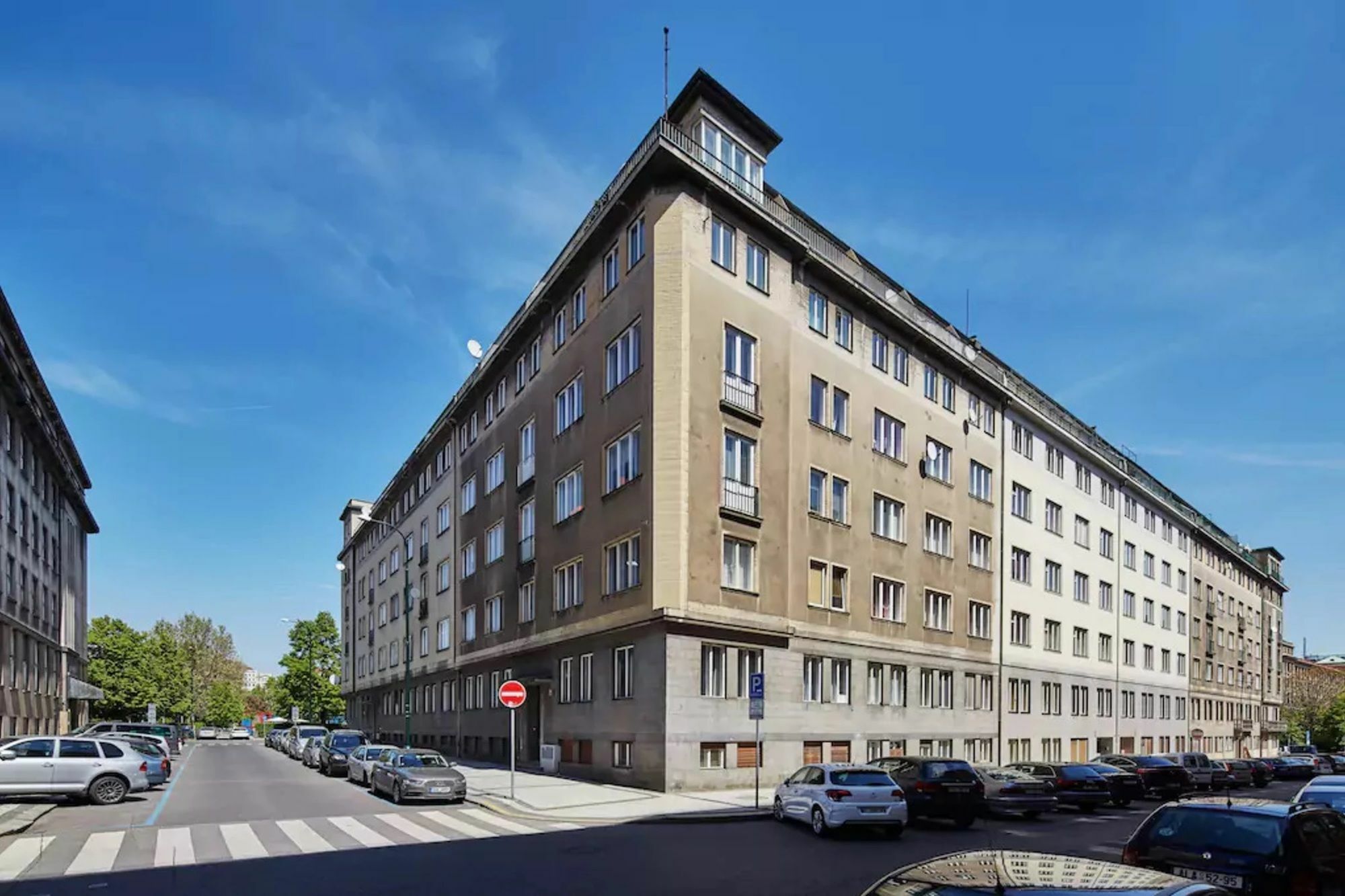 Beautiful City Center Apartments Prag Exteriör bild